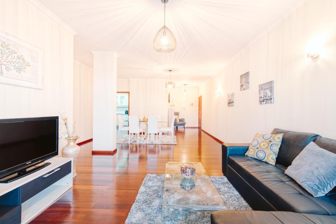 Vip VI - Sea View Apartment كانيكو المظهر الخارجي الصورة