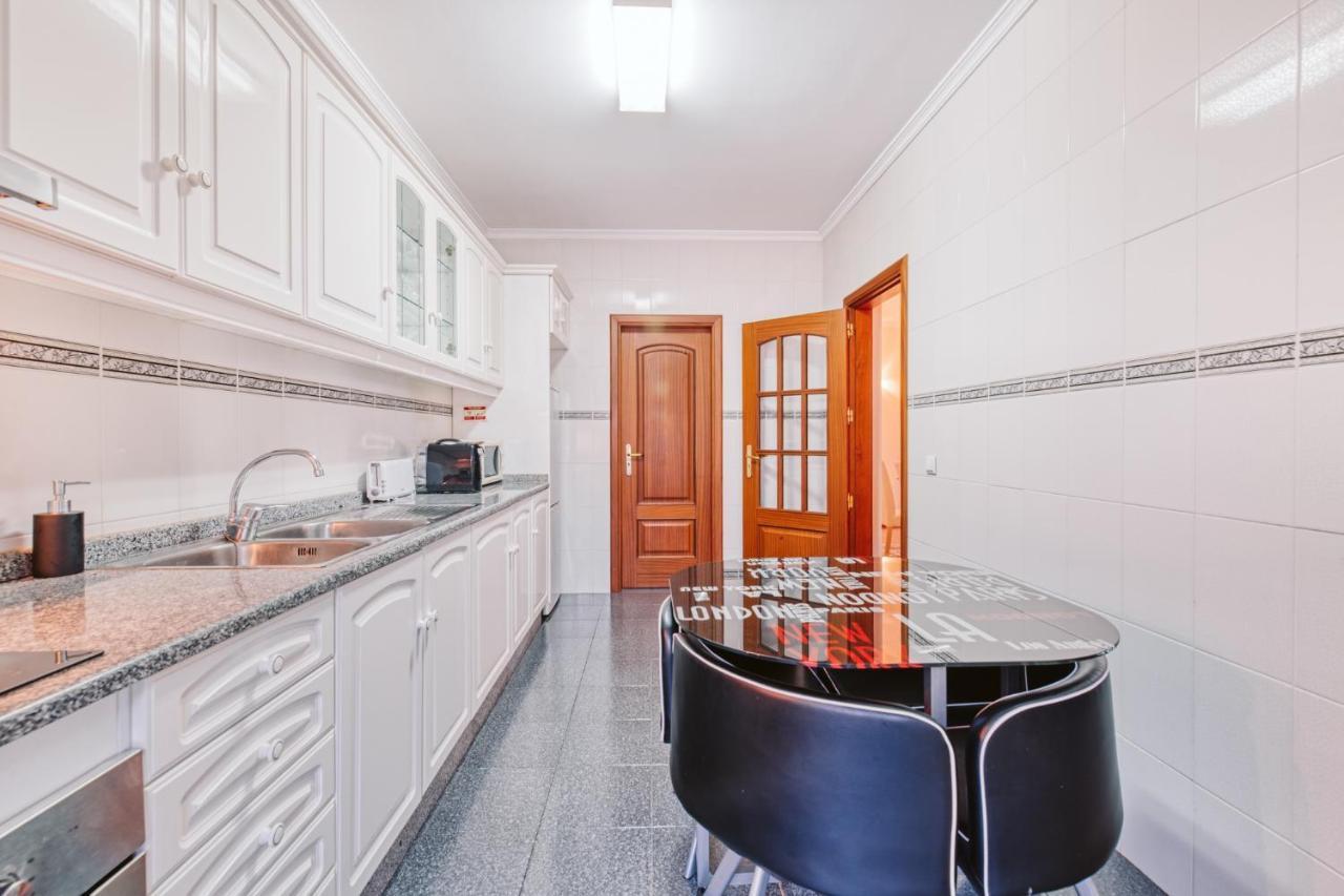 Vip VI - Sea View Apartment كانيكو المظهر الخارجي الصورة